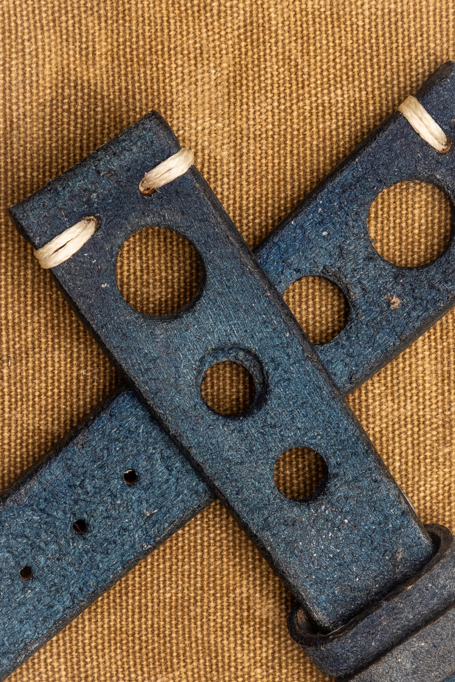 Cinturino "Racing" in Crosta tinta a mano - Blue