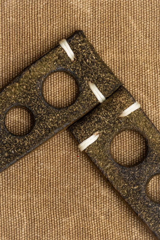 Cinturino "Racing" in Crosta tinto a mano - Verde Oliva