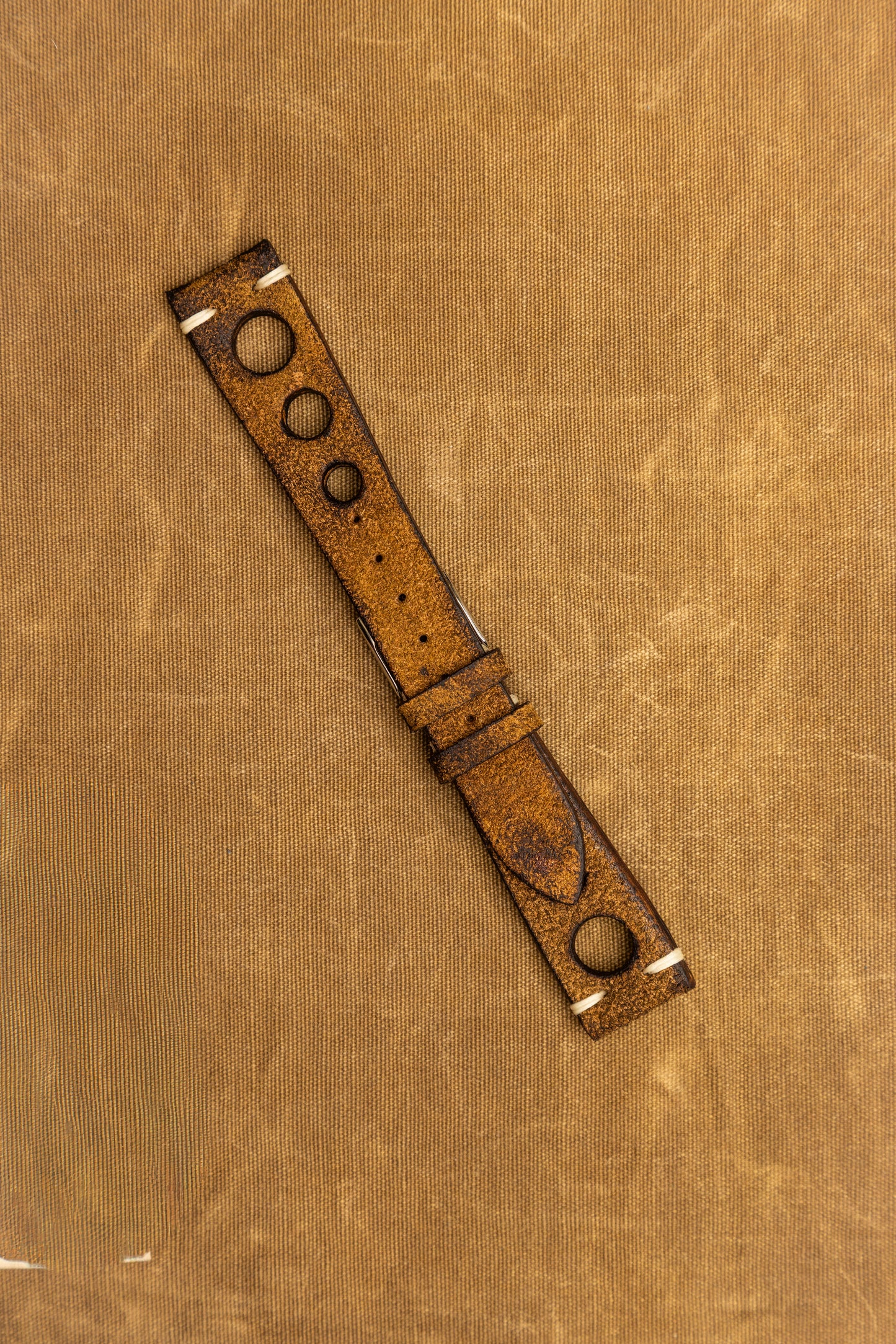 Cinturino "Racing" in Crosta tinto a mano - Senape