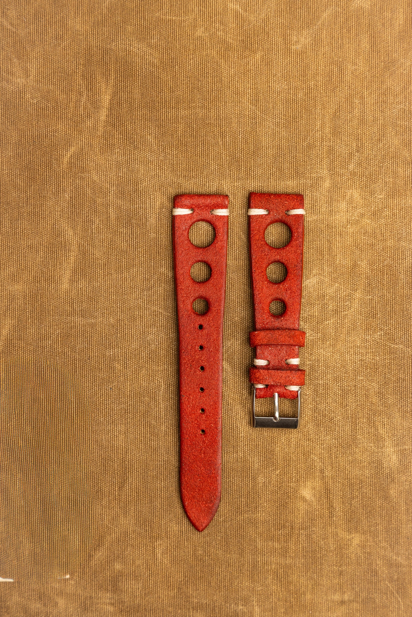 Cinturino "Racing" in Crosta tinto a mano - Rosso