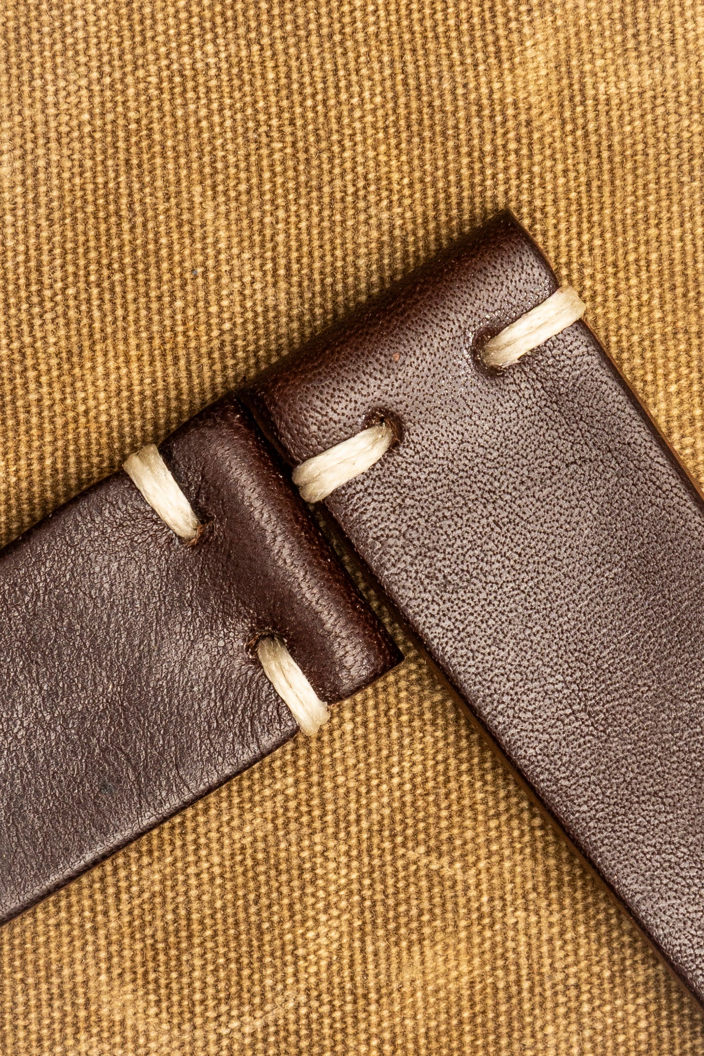 Cinturino "Cuoio Liscio" tinto a mano - Testa di Moro