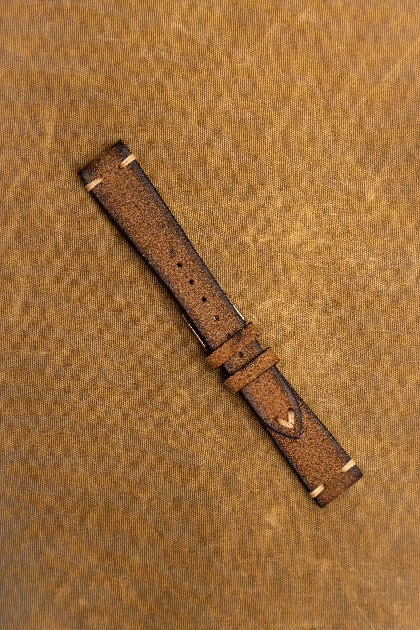 Cinturino "Crosta Vintage" tinto a mano - Marrone