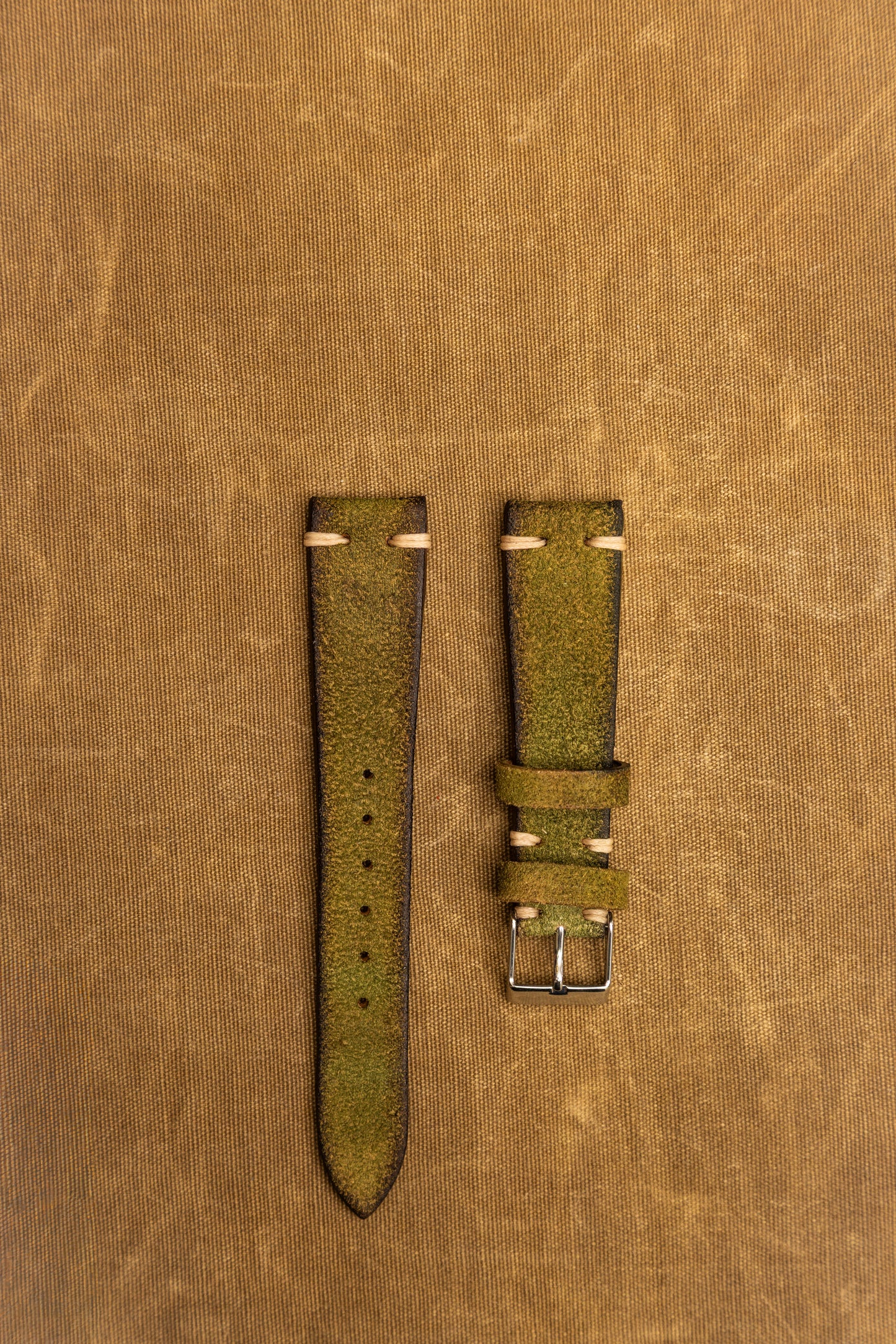 Cinturino "Crosta Vintage" tinto a mano - Verde Prato