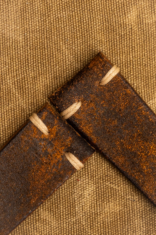 Cinturino "Tamponato" in Crosta tinto a mano - Marrone Cognac