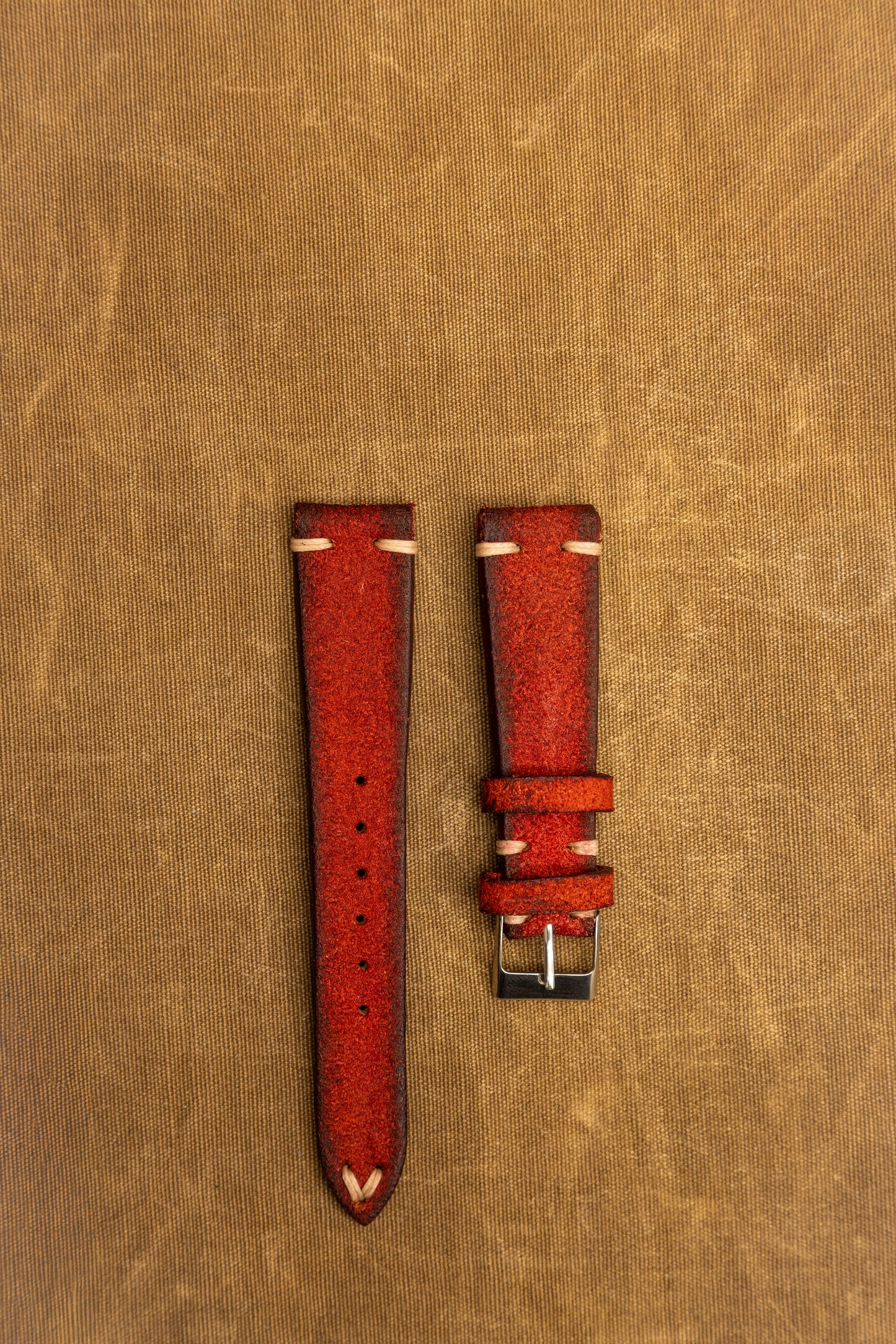 Cinturino "Crosta Vintage" tinto a mano - Rosso
