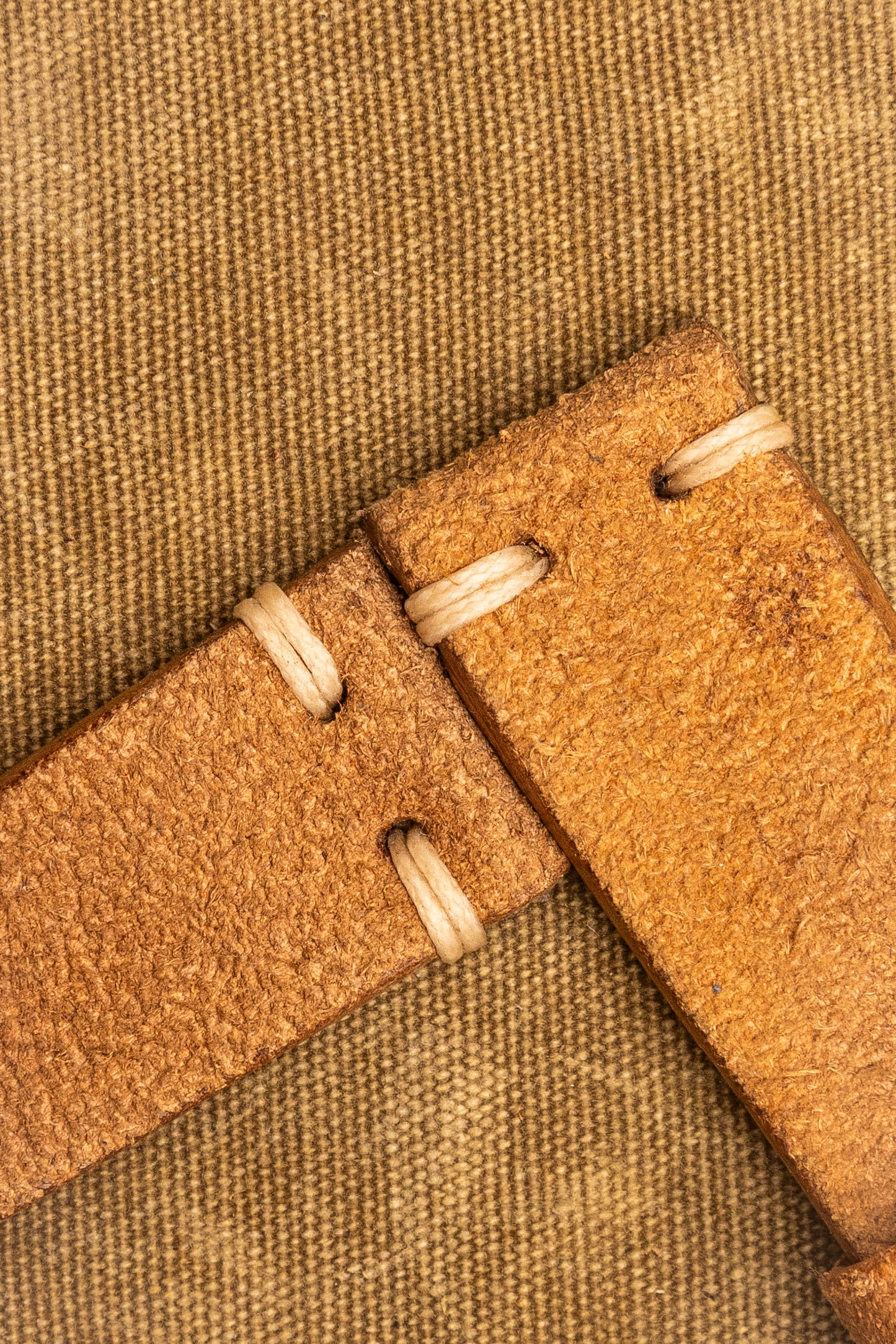Cinturino "Crosta Semplice" tinto a mano - Beige